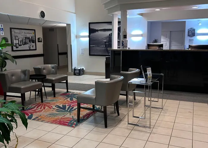 Super 8 By Wyndham Trois-Rivieres