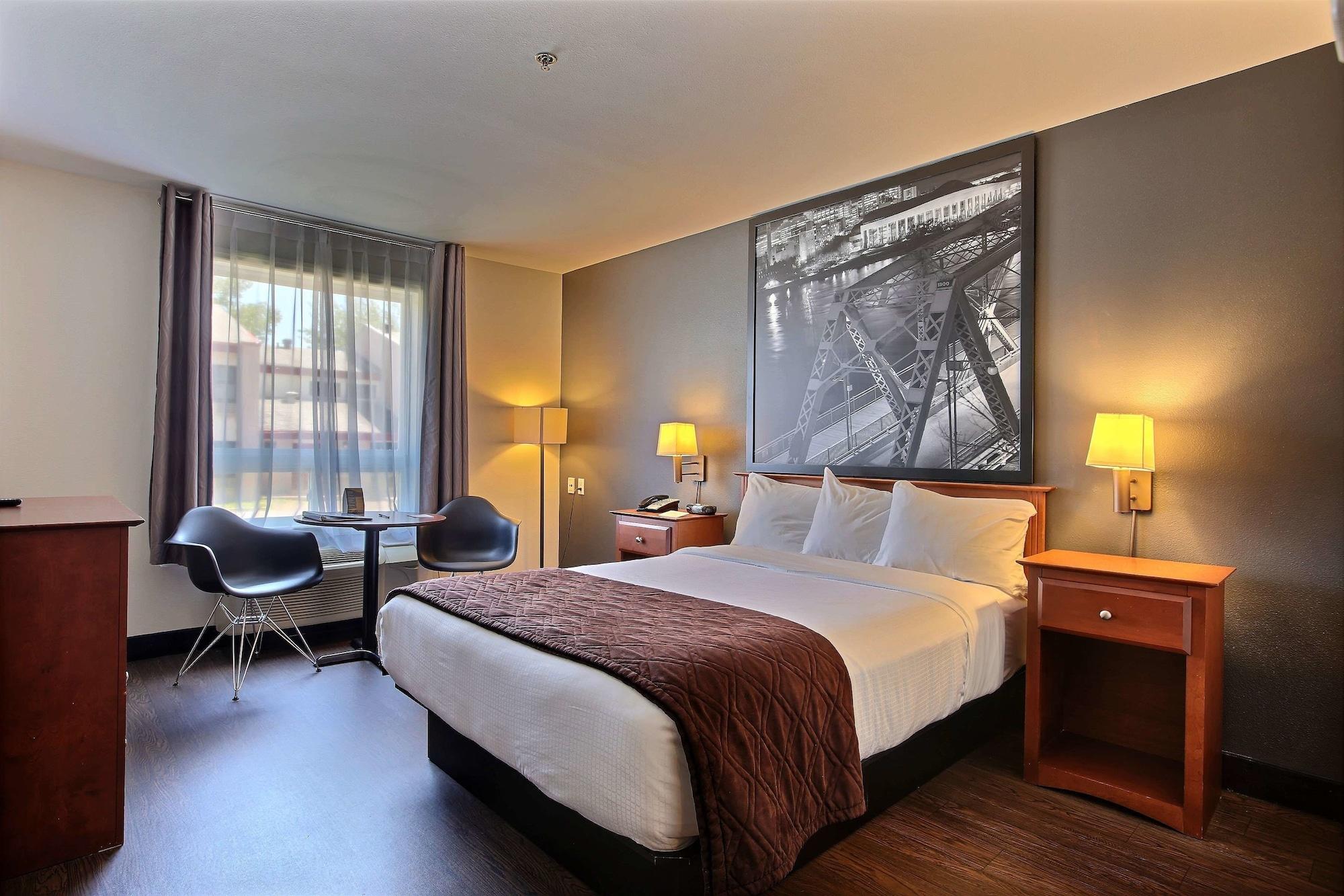 Hotel Super 8 By Wyndham 3*