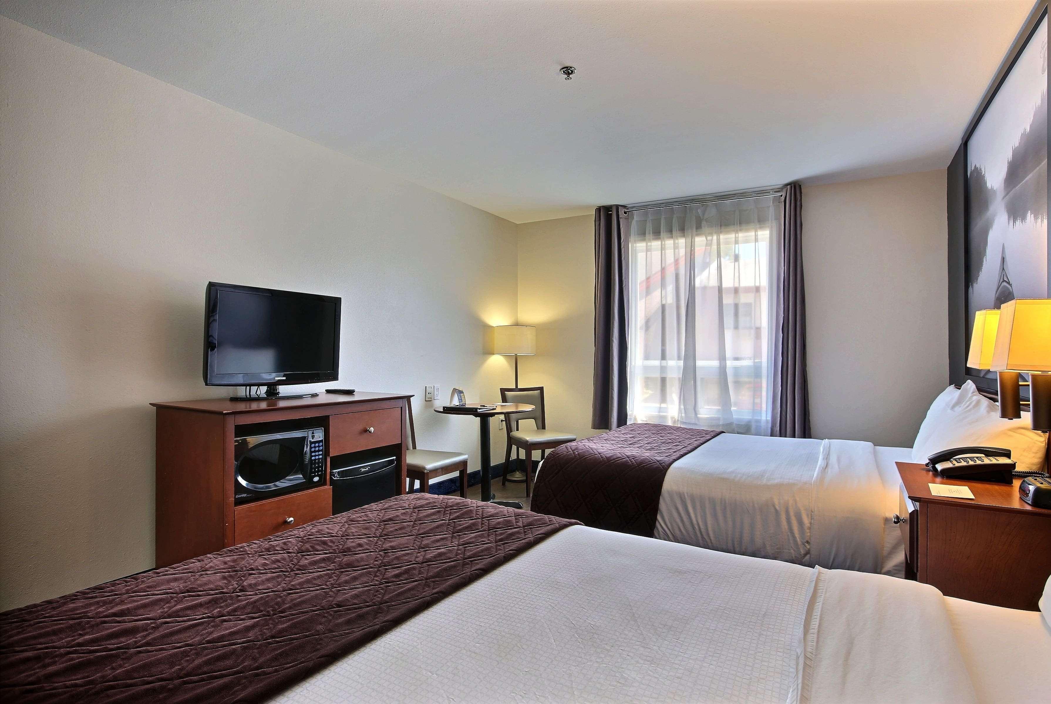 Super 8 By Wyndham Hotel 3*