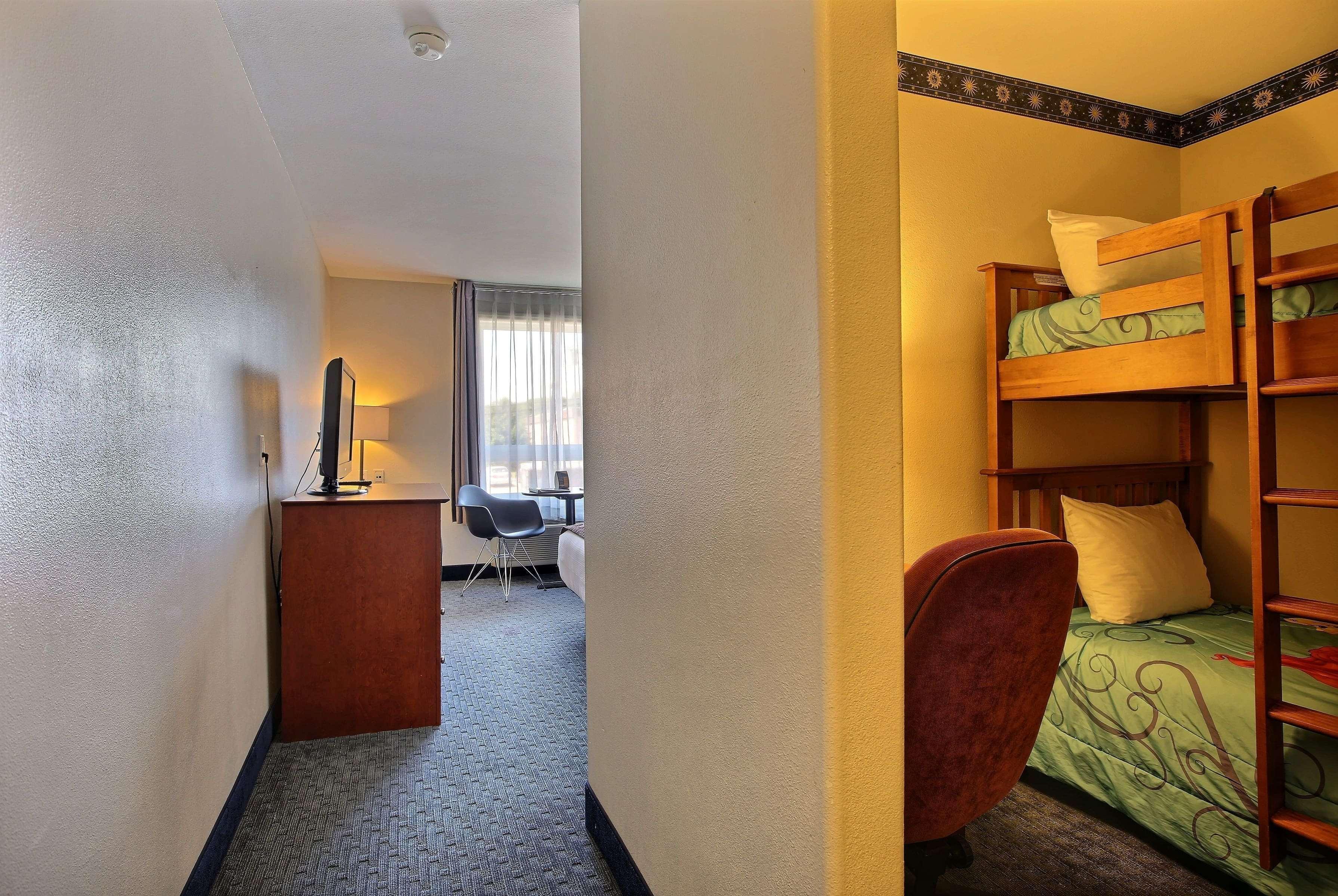 Super 8 By Wyndham Hotel Trois-Rivières